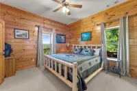🌄Sleeps up to 16 🌄 Pristine Mountain Views from Downtown Helen ⛰️ - 발코니