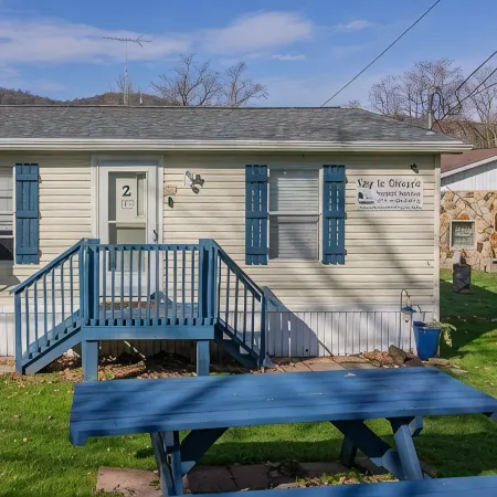 Stay In Ohiopyle near The Falls & GAP trail.