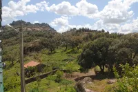 House in Monsanto-Relva โรงแรมใน