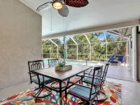 5 Beds 3 Bedroom 2 Bath Heated Pool, Grill, Patio. 5 minutes from the beach! - 4-Star