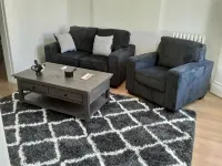 Cozy 3 BR for U Near Manhattan View, 15 Min to NYC ウェスト・ニューヨークのホテル