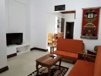 Apartment with King bed in the center, sugar city! - Wifi