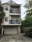 Boardwalk Home One Block to Kemah Activities
