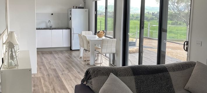 Animal friendly cottage Hotels in Mansfield