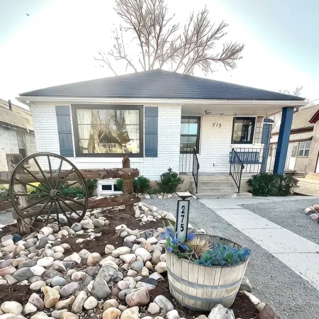Whole House in Nephi. Sport Teams? This is the Place to Stay!