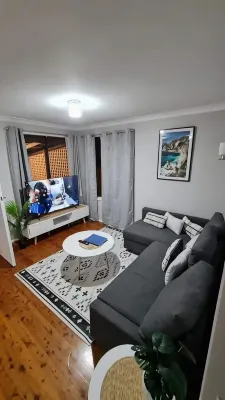 2 Bedroom unit with covered entertainment area - Homestays