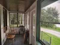 3-bedroom home on the river 10 min. from town also have identical1817617 ID #