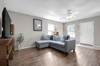 Delightful Duplex 2 beds 2 baths - Homestays