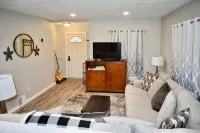 Family-Friendly 3BR Home near River & Bike Path! Close to downtown.