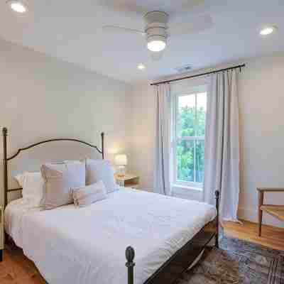 Lux Waterside Retreat with GEO Dome + Outdoor Fire Table, Historic Property Rooms