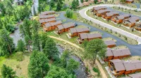 Prime River Frontage Home/ AC/1mi to EP & 2mi to Rmnp/Fish Outside Your Door! - 4-Star