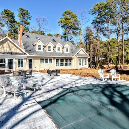 Travelers Rest Spacious 5BR Pool riverfront Pier charming Easton Saint Michaels