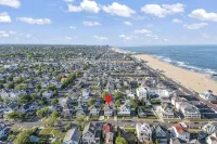 Top Rated!  Only 4 Houses to Beach! Oceanview Deck and 6 Beach Passes Included!