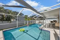 Beautiful Family Pool House  Heated Pool - مسبح