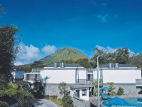 Grand Master Villa Tomohon Hotels in Tomohon