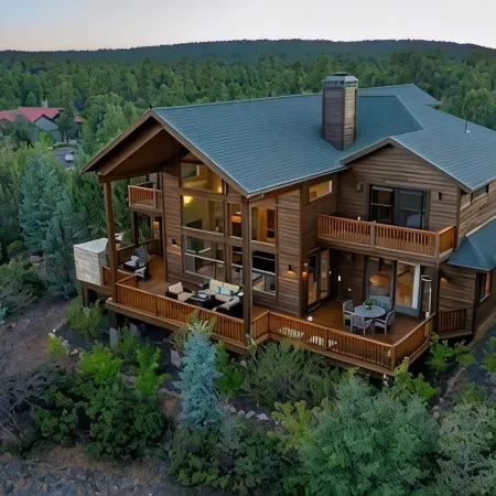 Beautiful 5 Bedroom 3500sf Cabin in Torreon Golf Community in Show Low