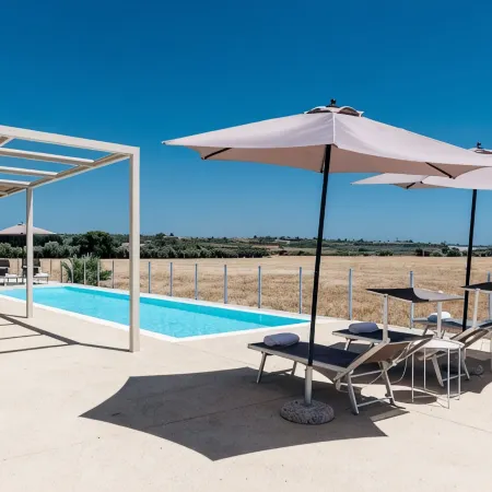 Villa Verdese per Coppie e Famiglie Vicino al Mare Piscina Privata, Veranda,wifi