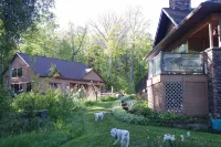 Guest House on Owners Lakefront Property - Wifi