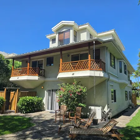 3 Story House - Sleeps 16+ Whole House - Steps to the Beach-Shore!