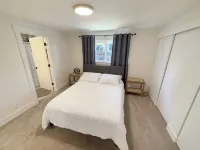 Spacious 4Br Upper Duplex Unit • AC • WiFi • Quiet Area • Near SeaTac Airport