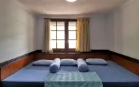 Carita Anyer Beach Condominium - parking