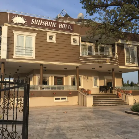 Geyi̇Kli̇ Sunshi̇ne Hotel