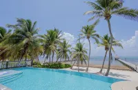 An unBELIZEable home...Barefoot beachfront luxury! - Villas