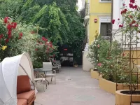Hotel Michelangelo Отели рядом с достопримечательностью «Сектор 1»