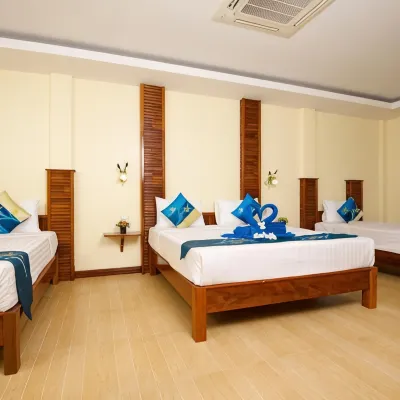 Wind Beach Resort Hotels near Mae Haad Post Office