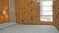 Squaw Lakefront Cottage minutes from Bank of NH Pavilion - 무료 와이파이