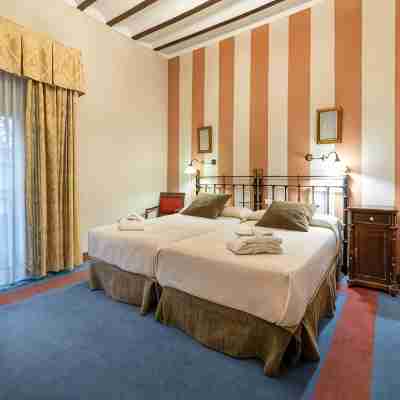 Alvar Fañez Rooms