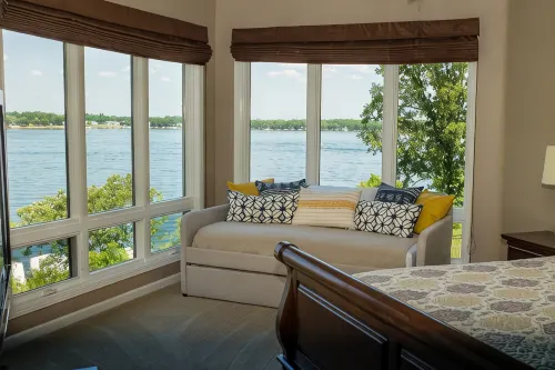 Lake Front Condo on East Lake Okoboji in Bridges Bay Resort. - Wi-Fi