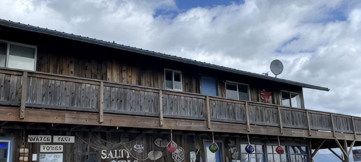 Beautiful Homer Spit Vacation Rental Overlooking Harbor Hotels in Homer