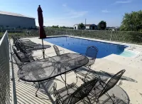 Holland Acres - Swimmingpools