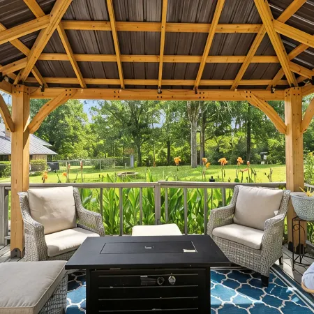 Charming Guest House – 1BR + Sleeping Nook, Full Kitchen, Gazebo, & Boat Parking