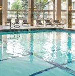 DoubleTree by Hilton Minneapolis Airport - Pool