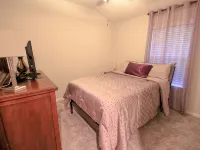 Spacious 3-bedroom house with AC, fitness room, WiFi in Leander/North Austin Hotels in Leander
