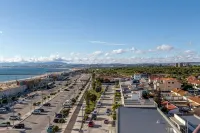 GuestReady - Deluxe home with terrace in Caparica