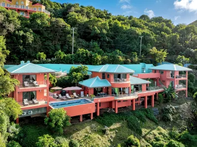 Paradiso Ocean View. A perfect getaway.10 mins drive to Smugglers Cove Beach.. โรงแรมใน