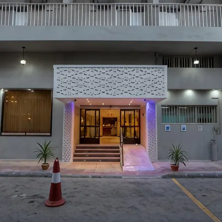 Al Iqbal Hotel
