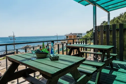 Sea Bird Bed and Breakfast - Bãi đậu xe
