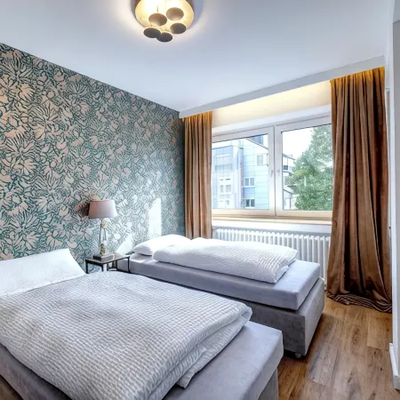 Luxury apartment, 140sqm, top location, two parking spaces