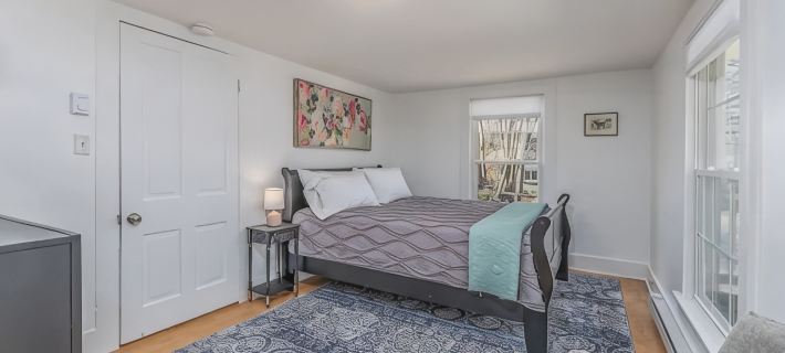 The Firefly Cottage Hotels in Augusta County