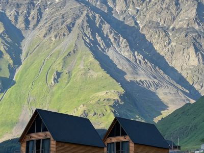 Traveler's Cottages in Kazbegi