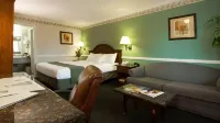 Dynasty Suites Hotel