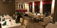 Hotel Allegro - Parking