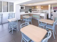 Sun1 Milnerton Hotels near Paddocks shopping Centre