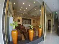 Silver Green Hotel Yangon - 3-Star