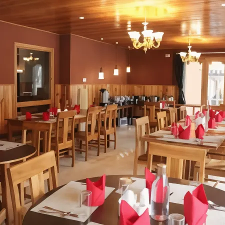 Khamsum Inn