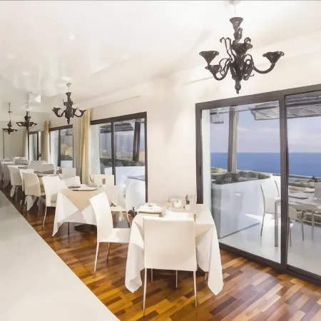 Taormina Palace Hotel